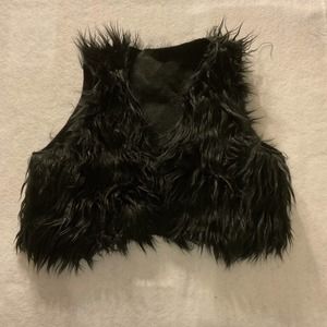 Black Faux Fur Vest Women’s Small Great for Halloween